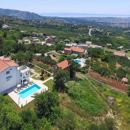 Holiday home Charming Holiday